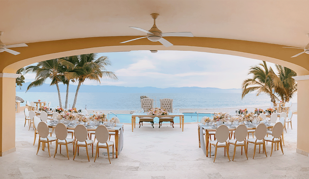 Celebra tu boda en el Club de Playa del hotel Casa Velas, Puerto Vallarta